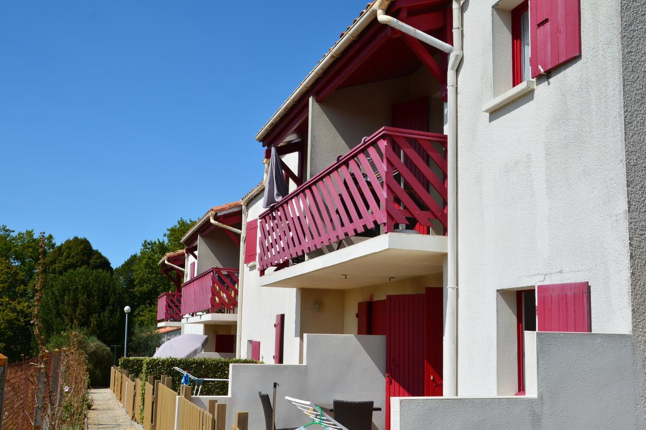 Residence Hoteliere Helios ジョンザック エクステリア 写真
